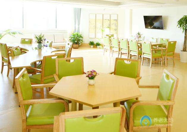 北京寸草春暉雙合院養老院 北京寸草春暉雙合院養老院