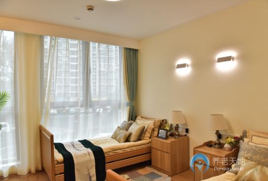 朗詩(shī)常青藤上塘街道陽(yáng)光老人家 朗詩(shī)常青藤上塘街道陽(yáng)光老人家