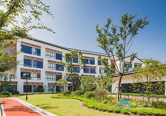 上海青浦區九如城淀山湖福利院