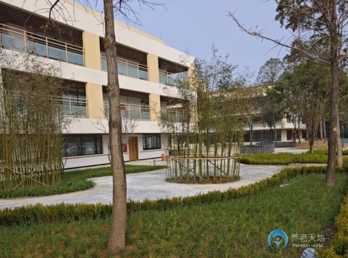 成都中京愛儂頤養護理中心 成都中京愛儂頤養護理中心