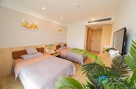 成都瑞小滿熊貓頤園 成都瑞小滿熊貓頤園