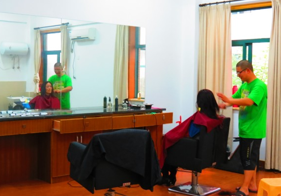 1545789550820005111.png QQ截圖20181226094758.png