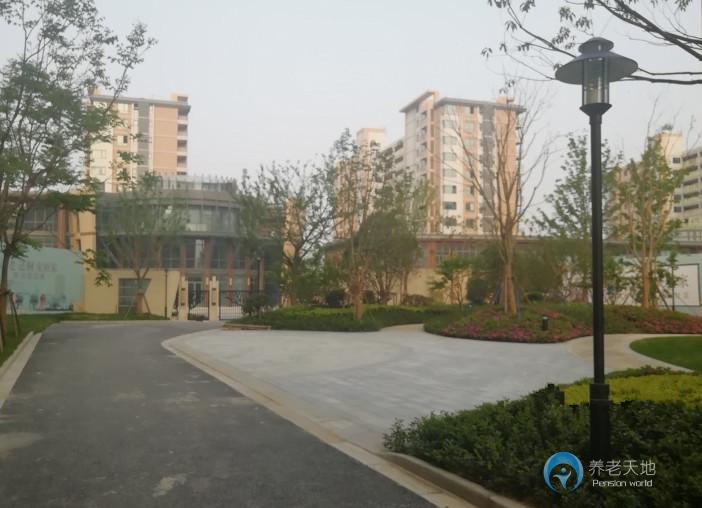 1567653520835001144.jpg 1567653520835001144.jpg